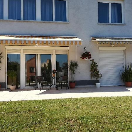Homy Apartment In Buda, With Safe Garage And Terrace Βουδαπέστη Εξωτερικό φωτογραφία